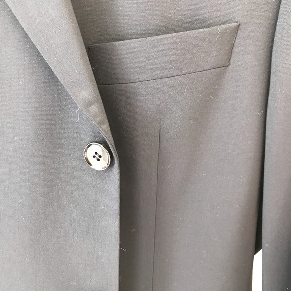 Hugo Boss Suit Jacket - 40R - Picture 2 of 6